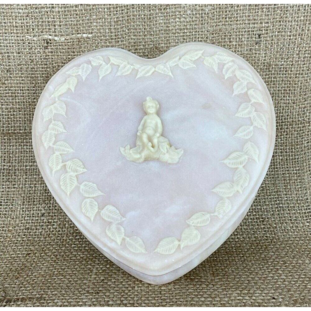 Avondale Genuine Crushed Glass Heart Shaped Hinged Box Vanity